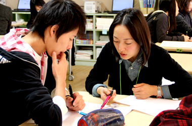 習熟度別の指導で、東日本大震災による学習の遅れを取り戻す